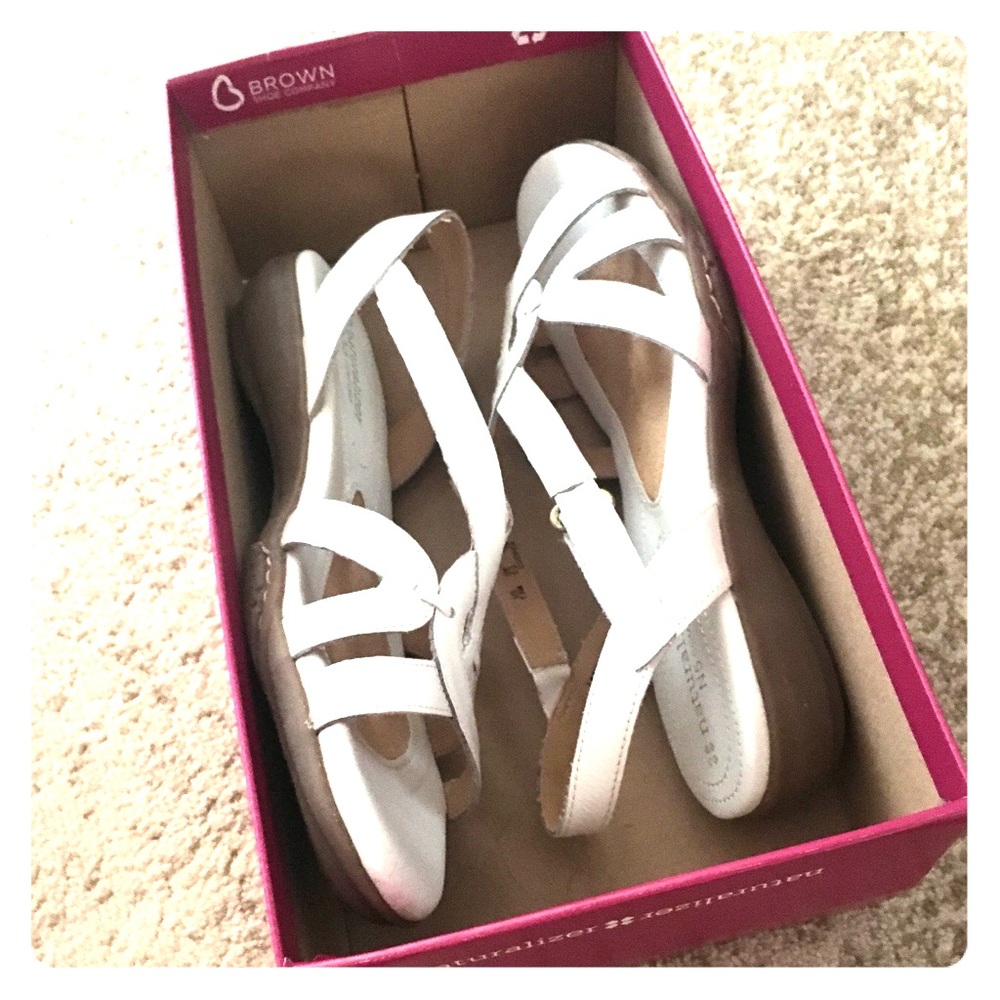 Naturalizer Sandals